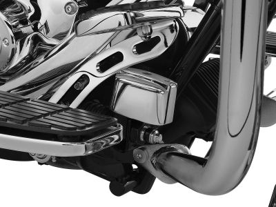 600743 - Küryakyn Rear Master Cylinder Cover Chrome