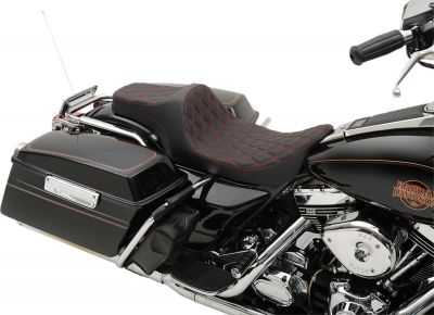 08011131 - DRAG SPECIALTIES SEATS PREDATOR III DOUBLE DIAMOND VINYL BLACK/RED