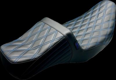 08011543 - Le Pera SEAT TAILWHIP DADDY LL DBL DIAMD W/BLUE THREAD 08-23 TOURING