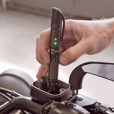 745649 - Sonic electric brake fluid tester