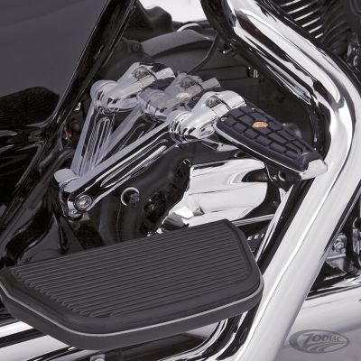 754245 - CIRO 3D Adj Passenger Comfort Peg Mounts Chrome