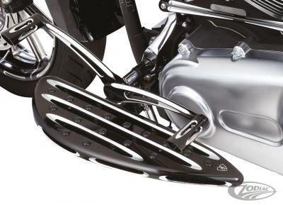 A06866 - ARLEN NESS DEEP CUT PASS BOARDS CH